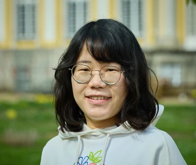 Jingjing Li